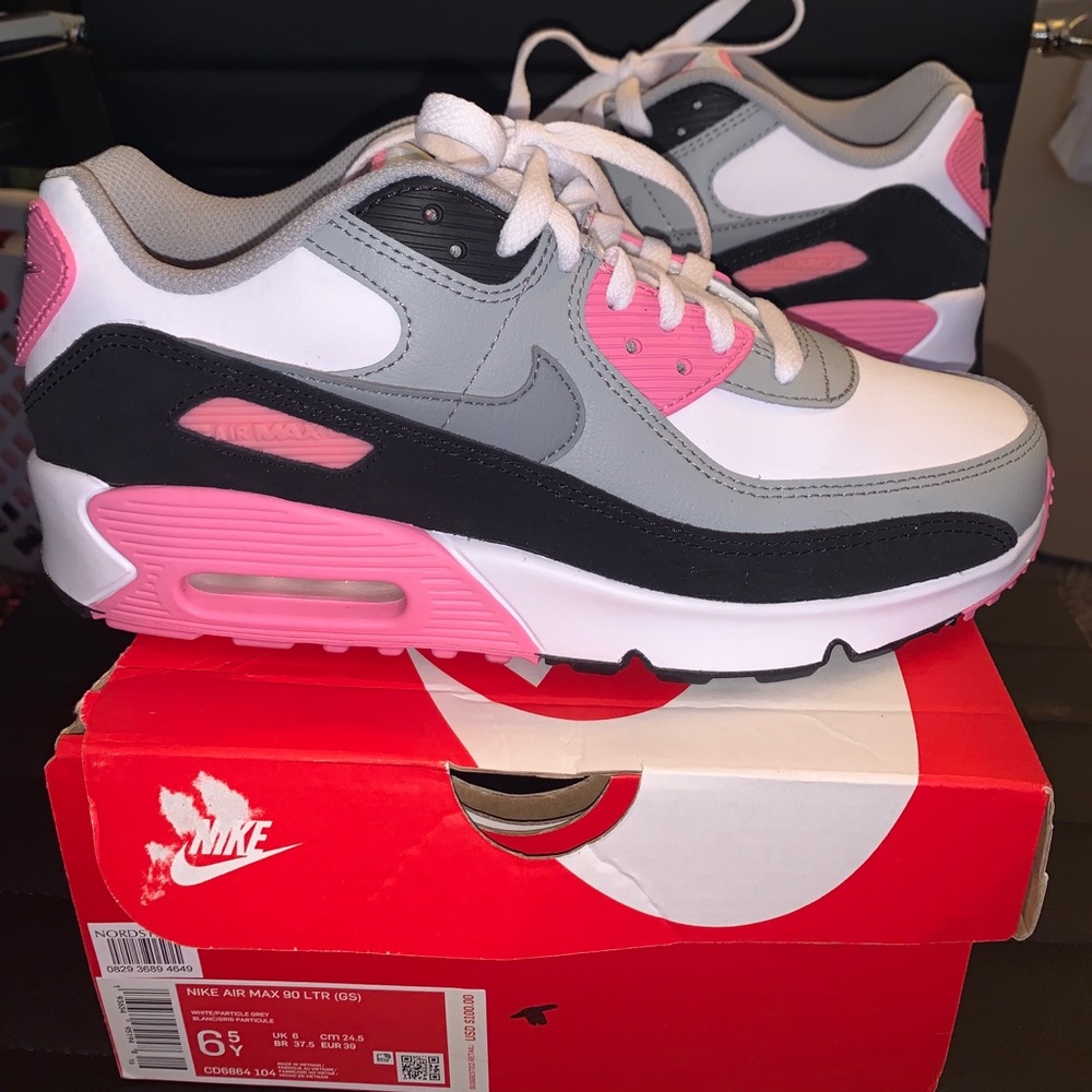 Nike Air Max 90 (pink & white)